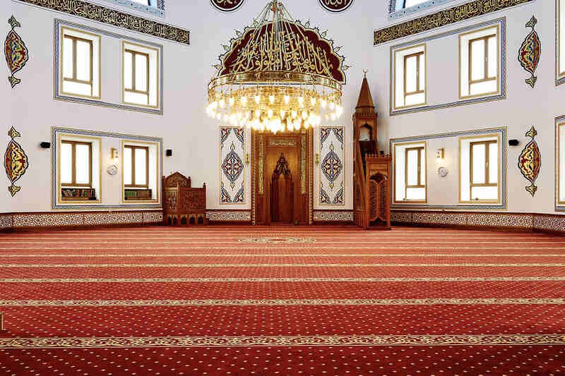 Mosque Carpet in Dubai