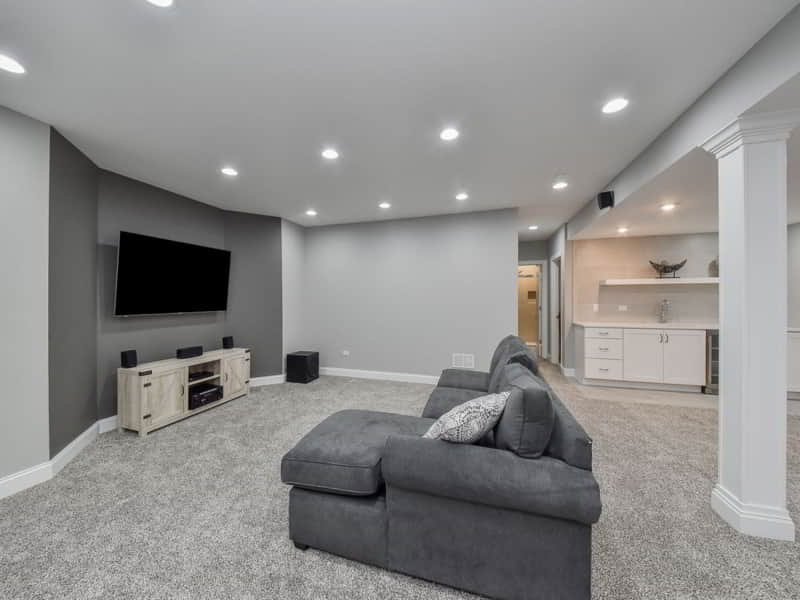 Grey carpet Installation Service in Dubai